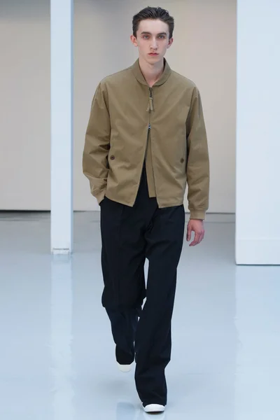 Look 5